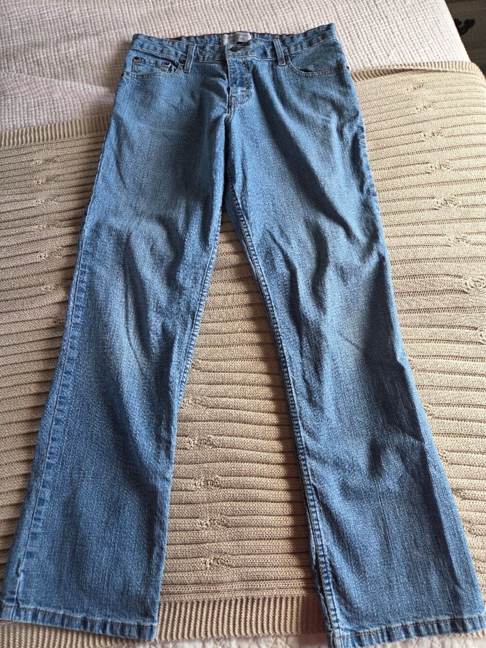 Midrise Straight Levis Signature Jeans